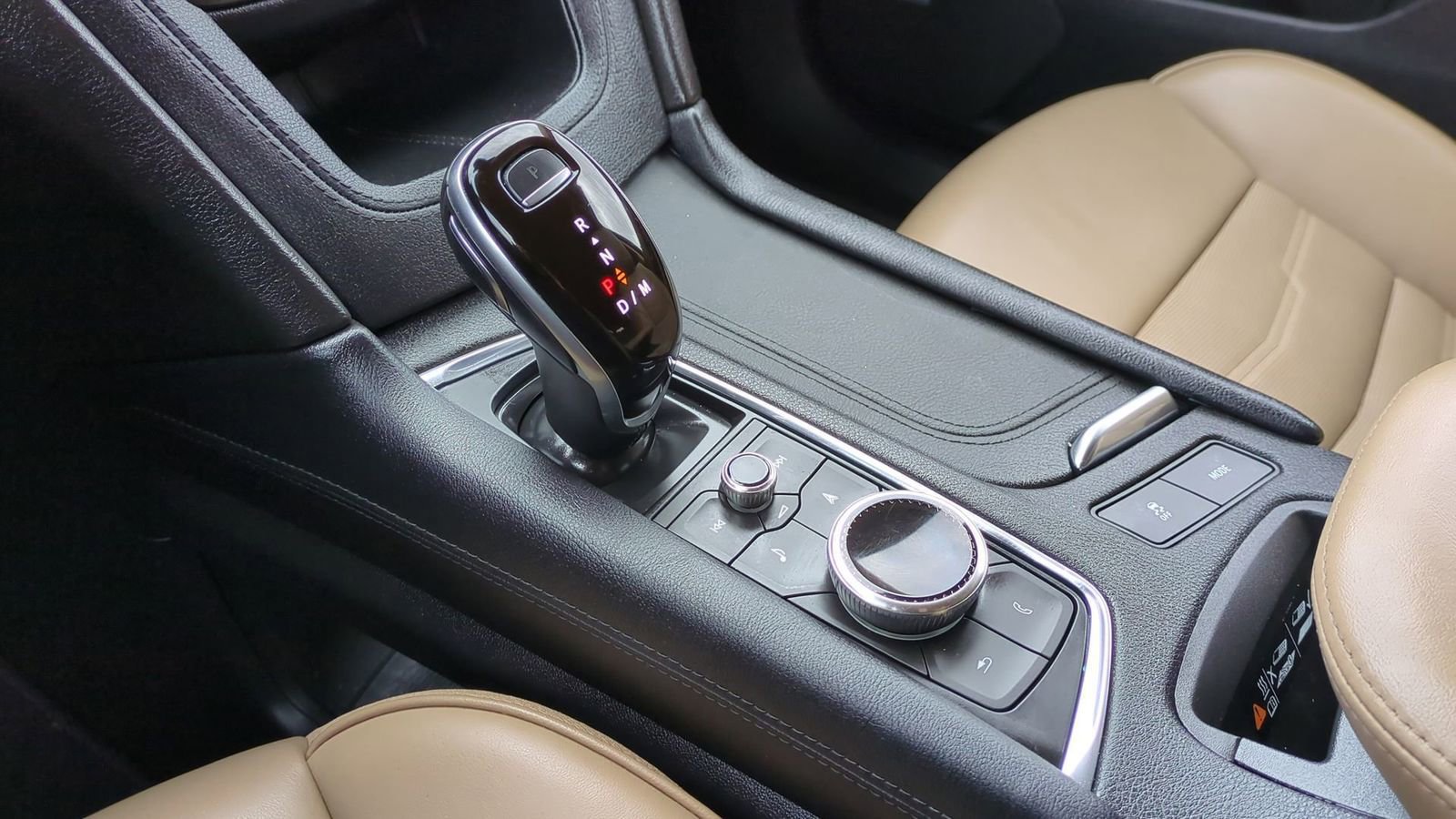 Used 2021 Cadillac XT6 Sport w/ LPO, ONYX Package image 37