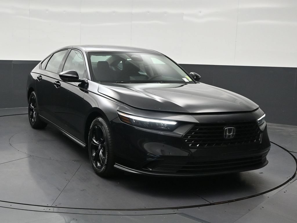 Used 2025 Honda Accord SE image 7