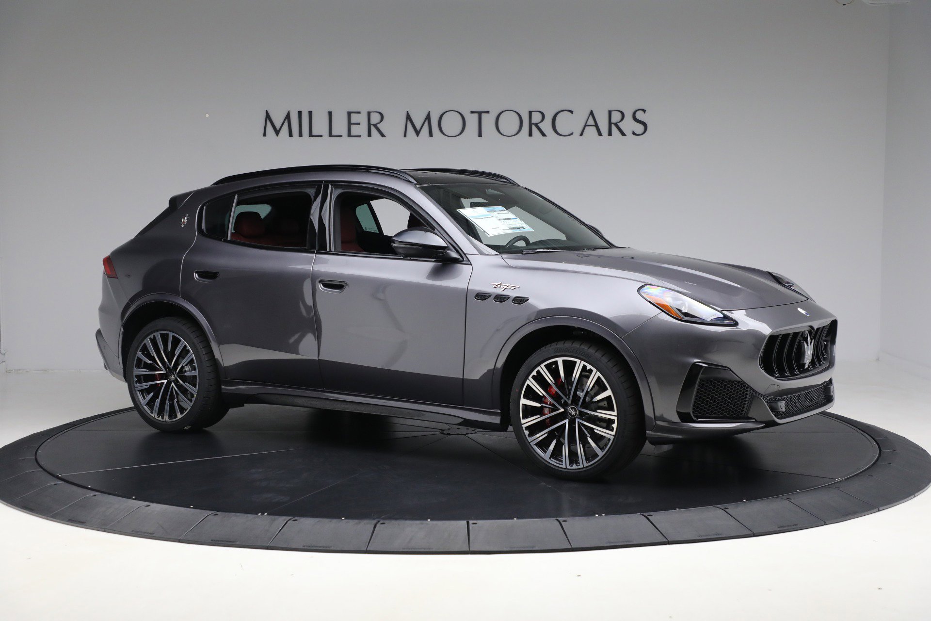 New 2025 Maserati Grecale Trofeo image 10