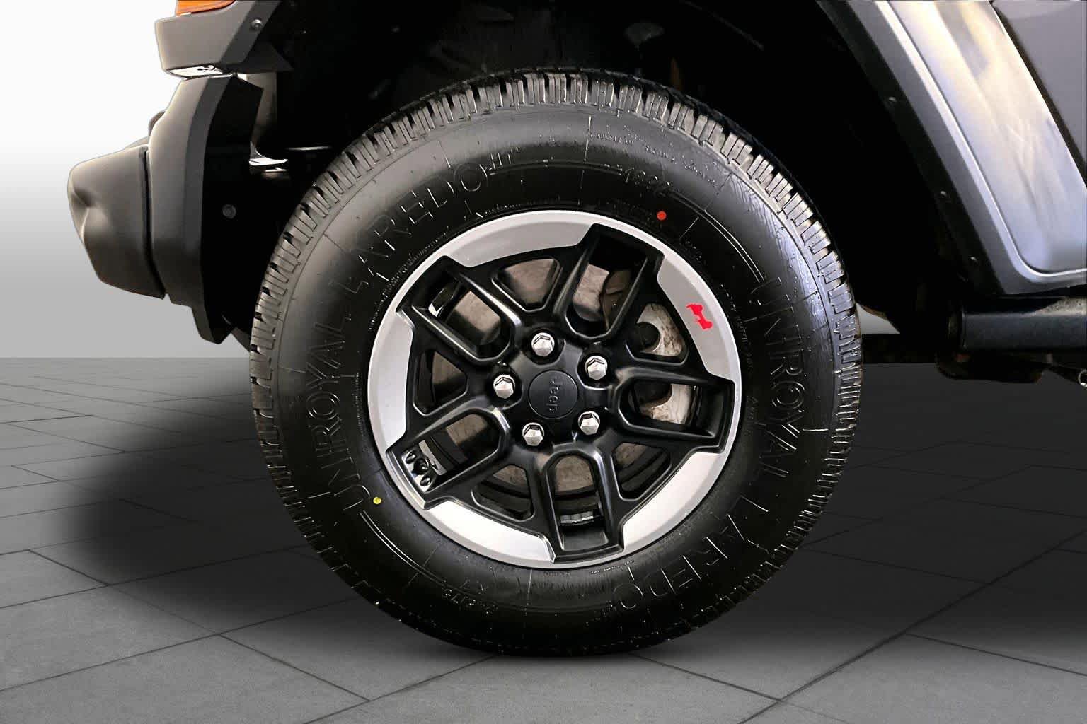 Used 2019 Jeep Wrangler Sport AWD/4WD image 11