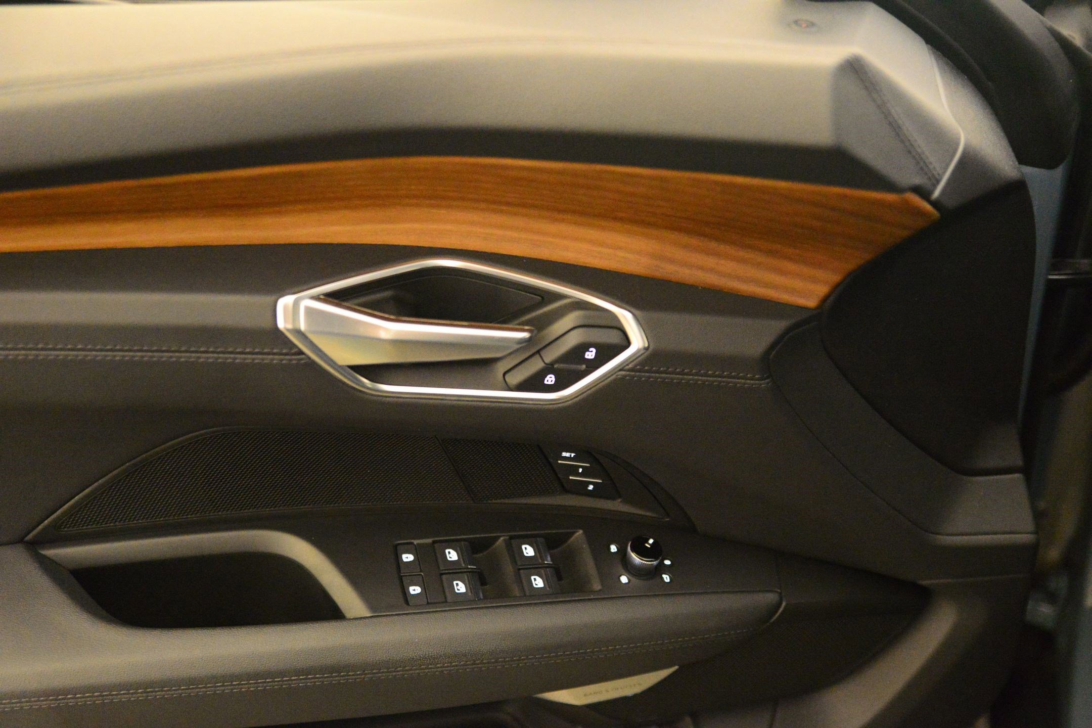 Certified 2023 Audi e-tron GT Premium Plus image 9