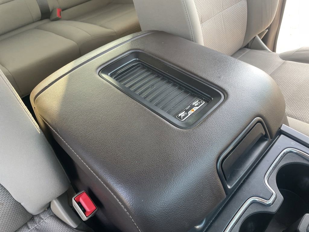 Used 2018 Chevrolet Silverado 1500 LT w/ All Star Edition image 40