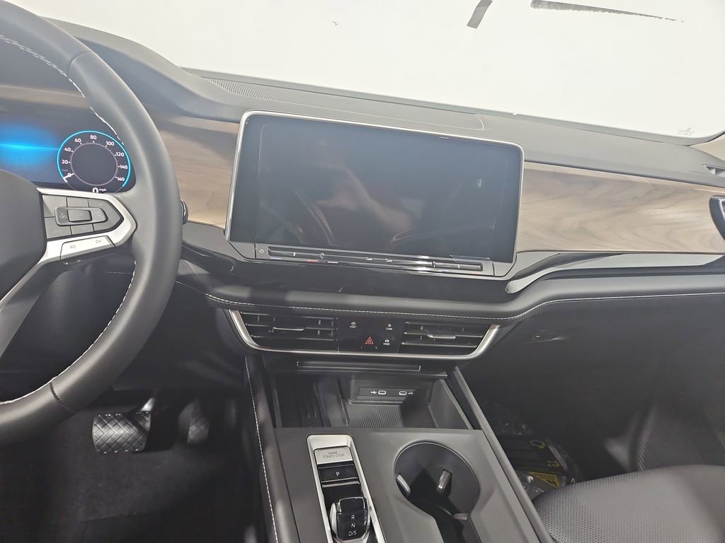 New 2026 Volkswagen Atlas SE image 17