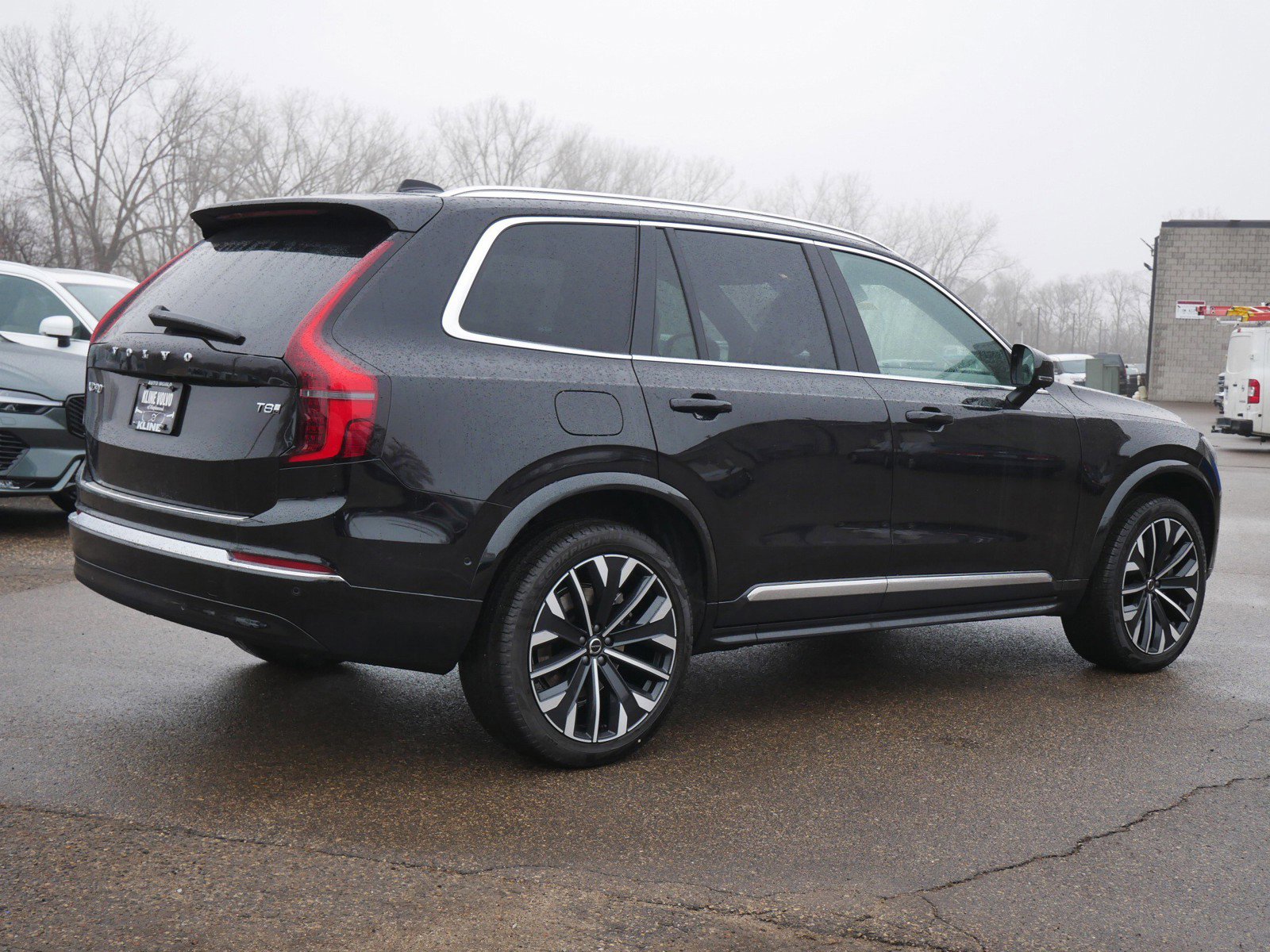 New 2026 Volvo XC90 T8 Plus w/ Protection Package Premier image 3