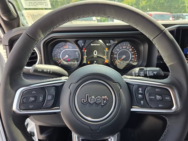 New 2026 Jeep Wrangler Unlimited Sahara AWD/4WD image 22