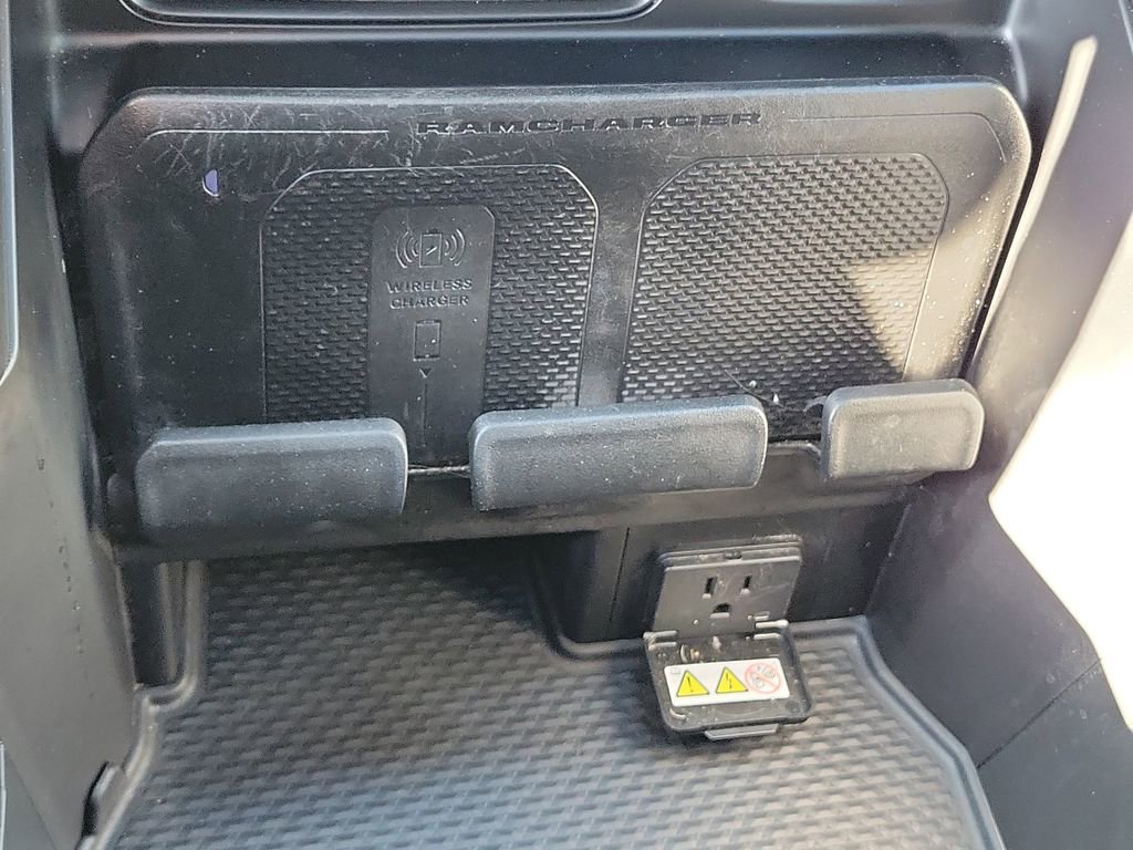 Used 2022 RAM 3500 Limited w/ Night Edition image 39