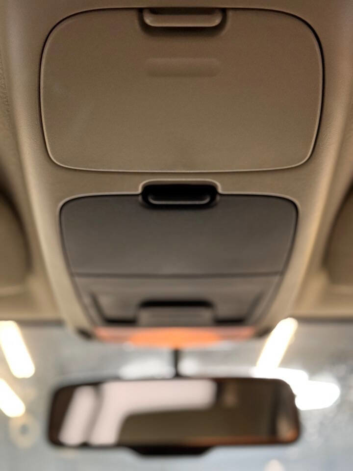 Used 2007 Ford Explorer Sport Trac XLT image 18