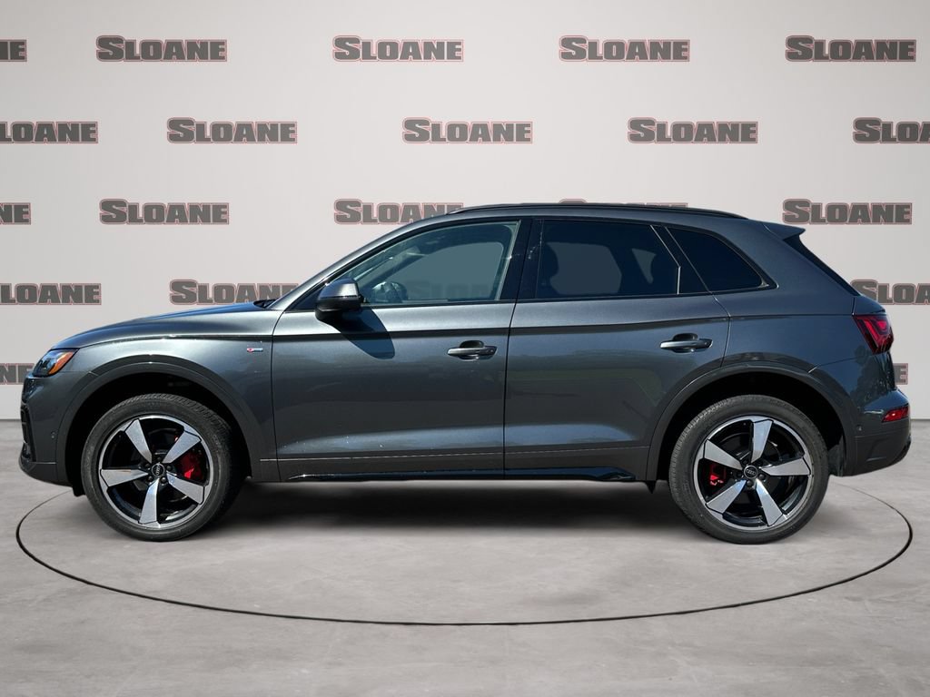 Used 2024 Audi Q5 2.0T Prestige w/ Prestige Package AWD/4WD image 2