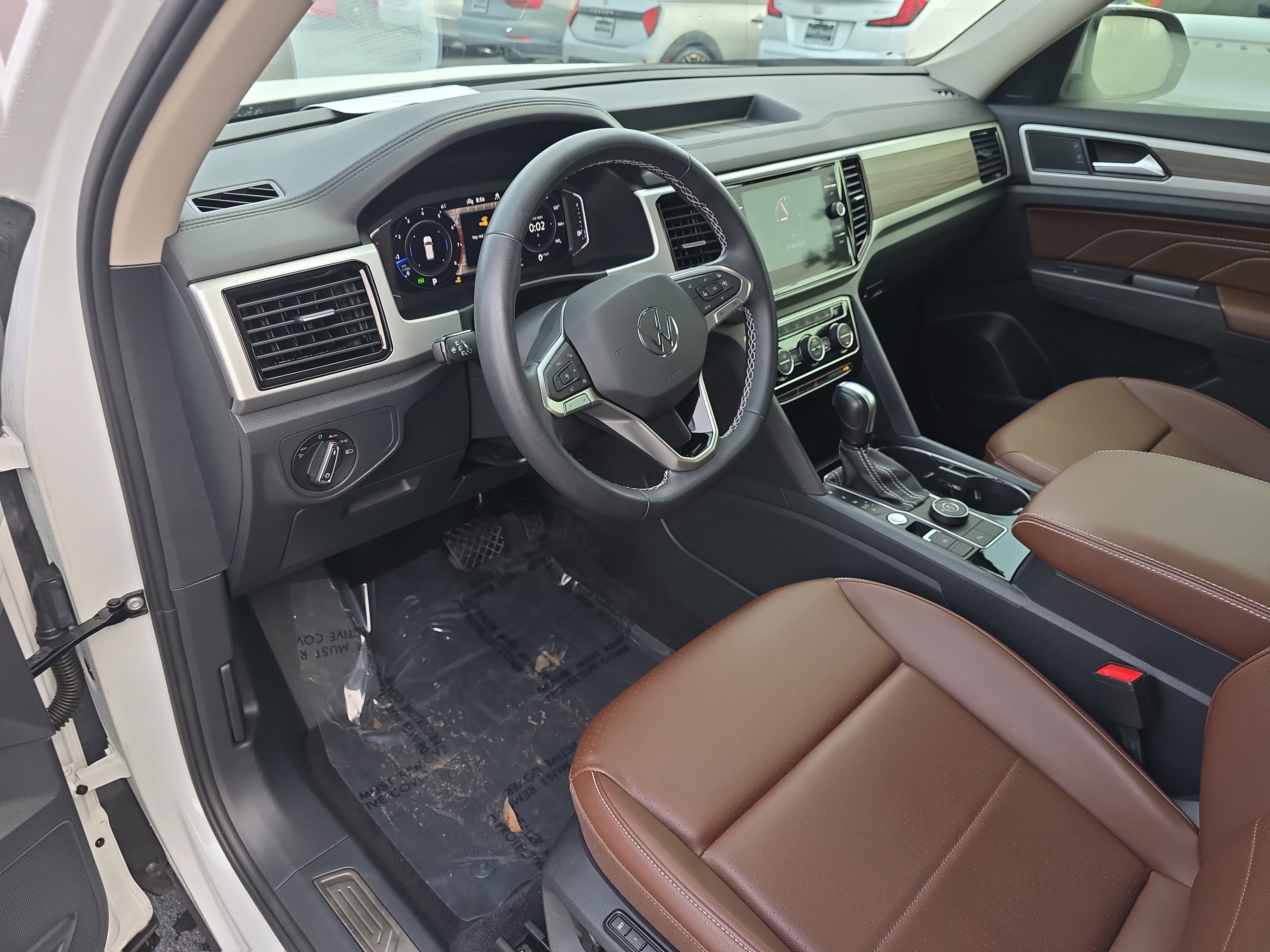 Used 2023 Volkswagen Atlas SEL image 23