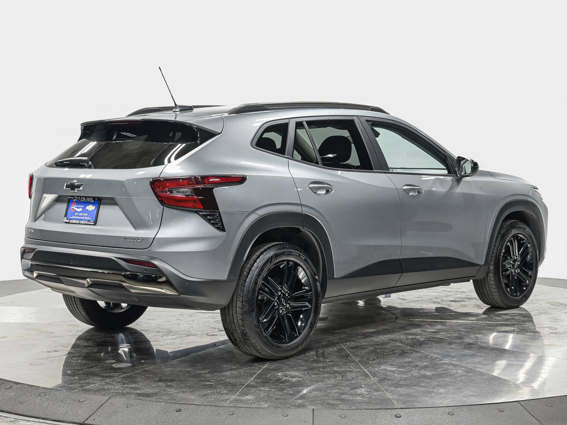 Used 2025 Chevrolet Trax ACTIV w/ Driver Confidence Package image 6