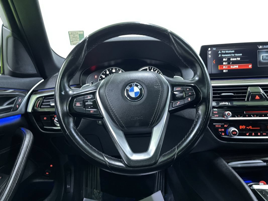 Used 2018 BMW 530e w/ Premium Package 2 RWD image 21