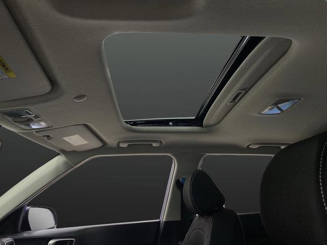 New 2026 Hyundai Venue SEL FWD image 7
