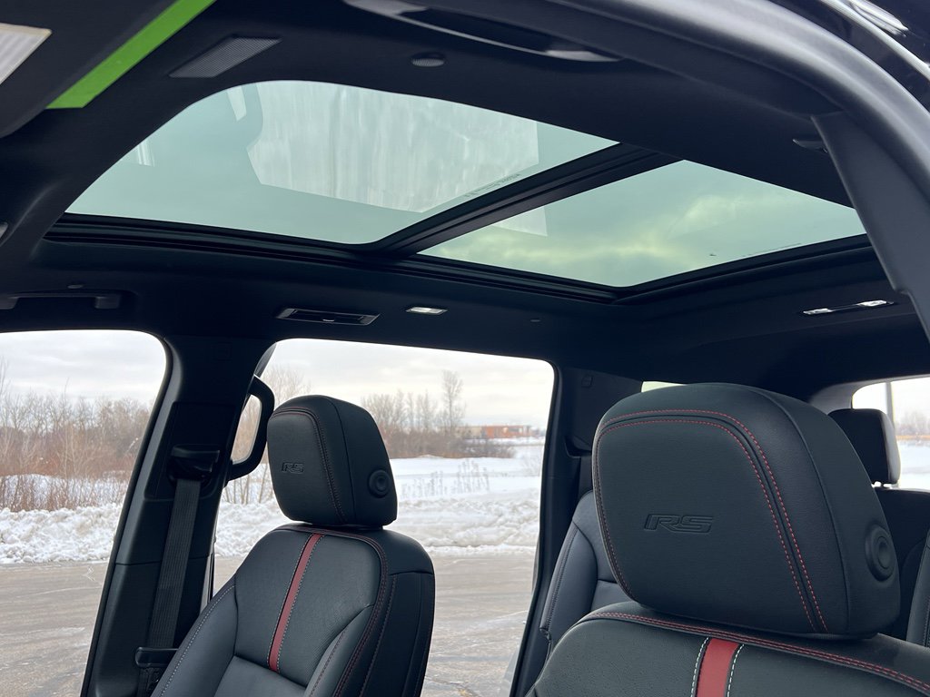 Used 2024 Chevrolet Traverse RS image 20