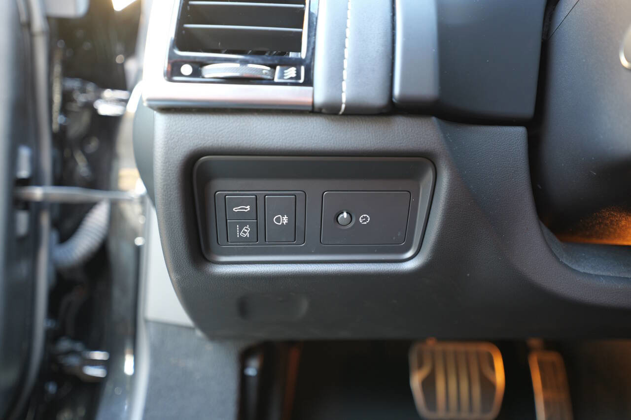 Used 2021 Jaguar F-TYPE R image 79