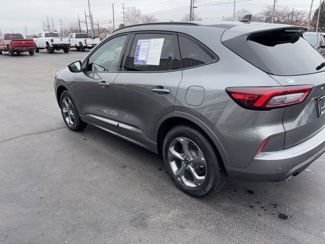 Used 2024 Ford Escape ST-Line w/ Tech Pack #1 AWD/4WD image 18