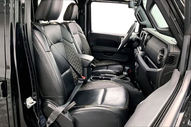 Used 2023 Jeep Wrangler Unlimited Sahara image 8