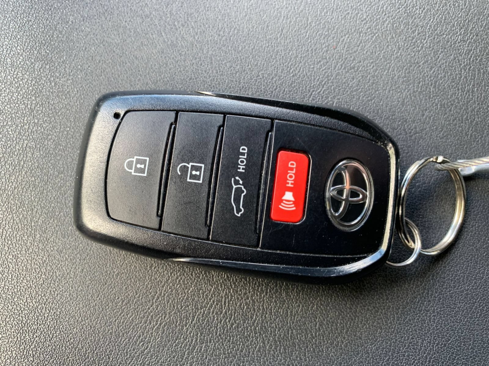 Used 2025 Toyota Highlander XSE AWD/4WD image 17