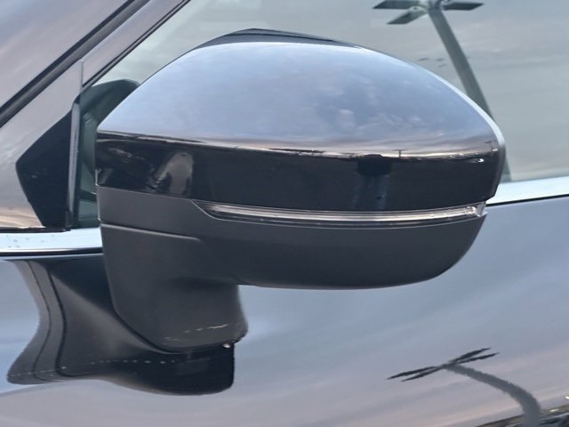 Certified 2023 Nissan Pathfinder SV w/ Black Appearance Package image 12