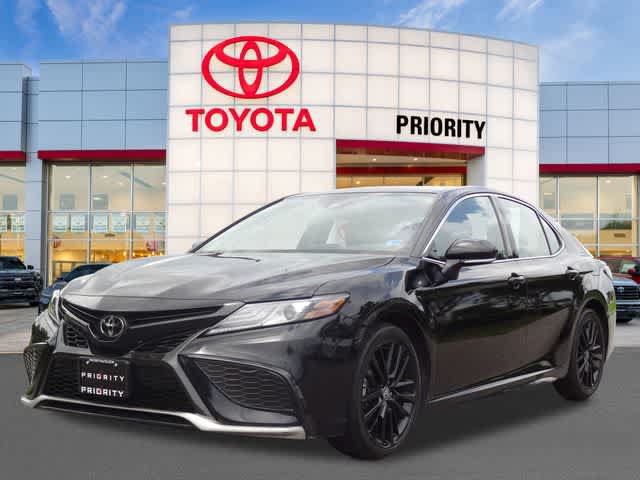 Used 2024 Toyota Camry XSE FWD image 1