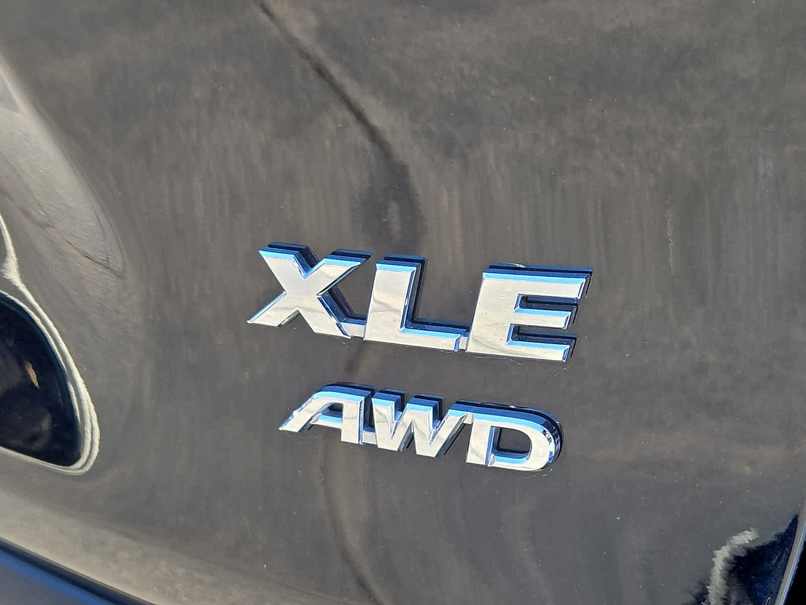 Used 2025 Toyota RAV4 XLE AWD/4WD image 31