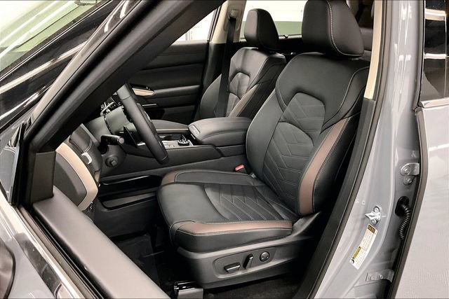 New 2025 Nissan Pathfinder Platinum w/ Lighting Package (N93) image 10