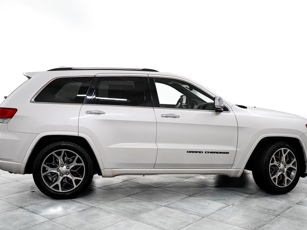 Used 2020 Jeep Grand Cherokee Overland AWD/4WD image 7