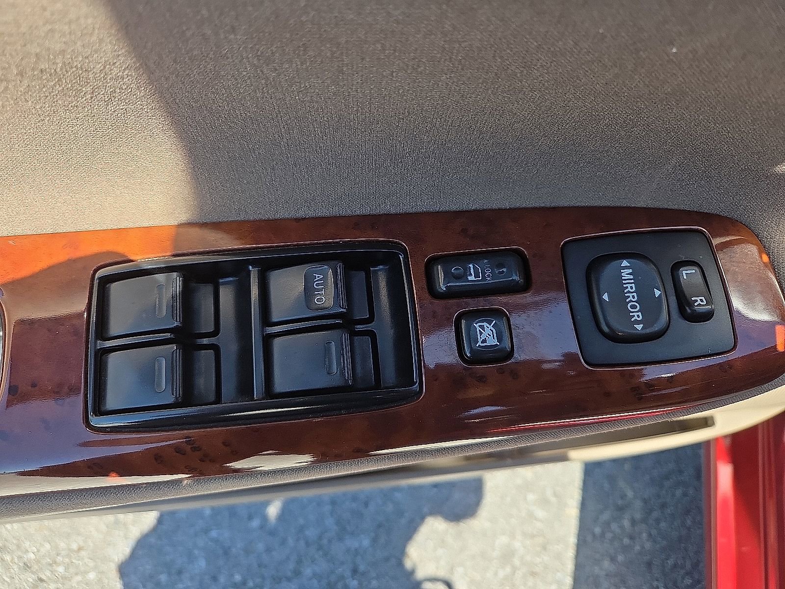 Used 2005 Toyota Camry FWD image 15