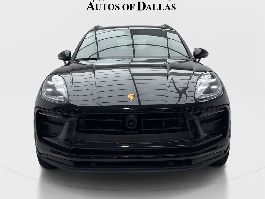 Used 2024 Porsche Macan Turbo AWD/4WD image 4
