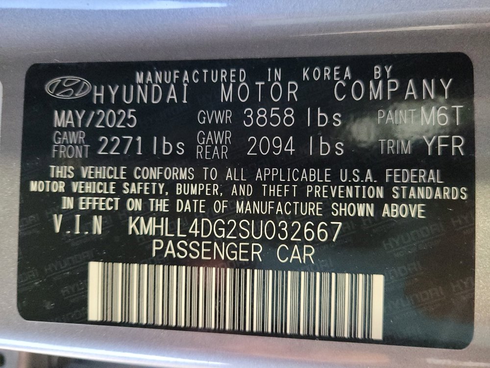 Used 2025 Hyundai Elantra SE image 33