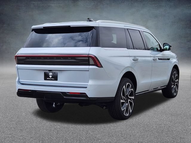 New 2026 Lincoln Navigator Black Label AWD/4WD image 7