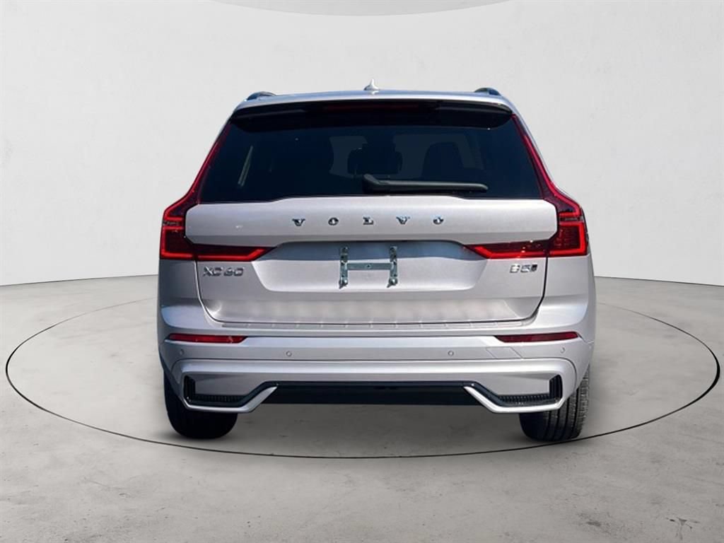 New 2026 Volvo XC60 B5 Plus w/ Protection Package Premier AWD/4WD image 4