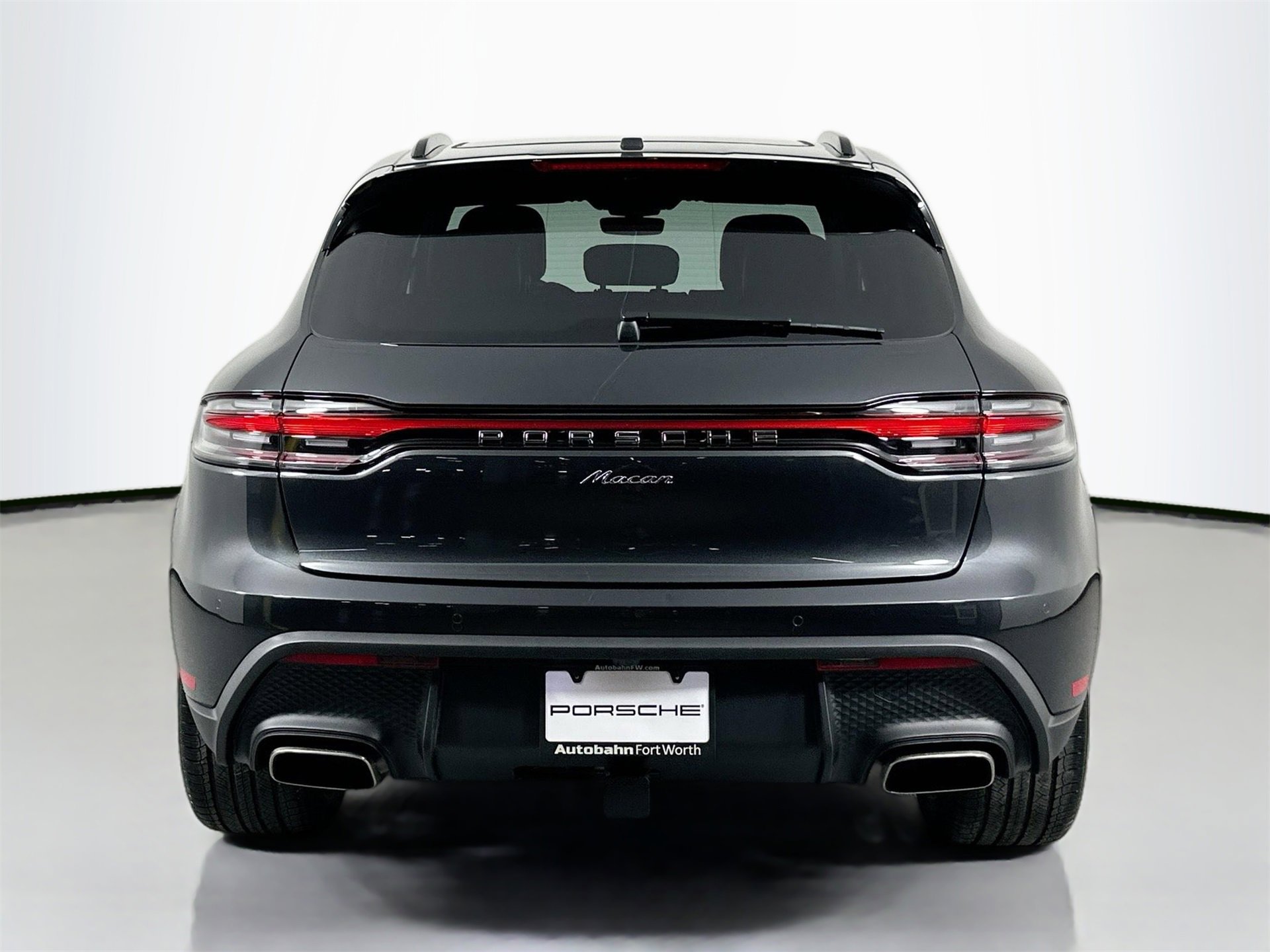New 2026 Porsche Macan image 6