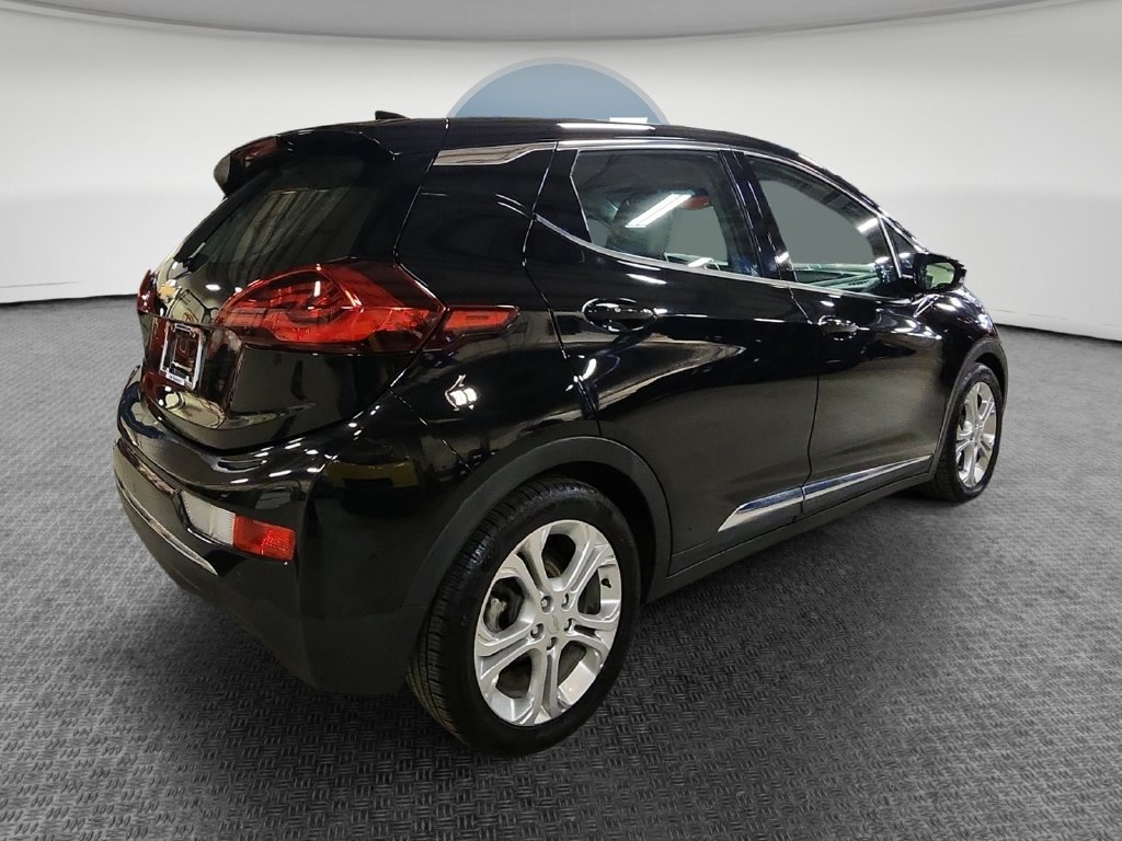 Used 2017 Chevrolet Bolt LT FWD image 4