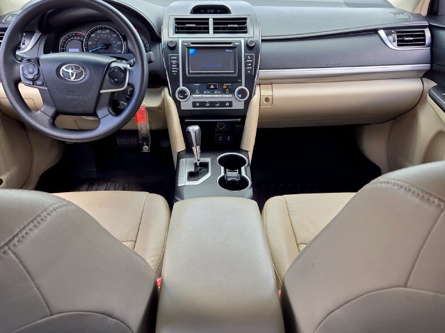 Used 2012 Toyota Camry LE FWD image 8