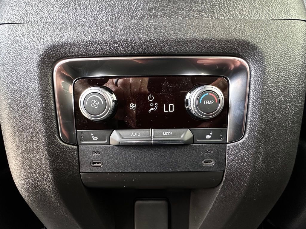 New 2026 GMC Yukon XL Denali w/ Sun & Power Step Package AWD/4WD image 23