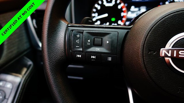 Used 2022 Nissan Rogue SV image 22