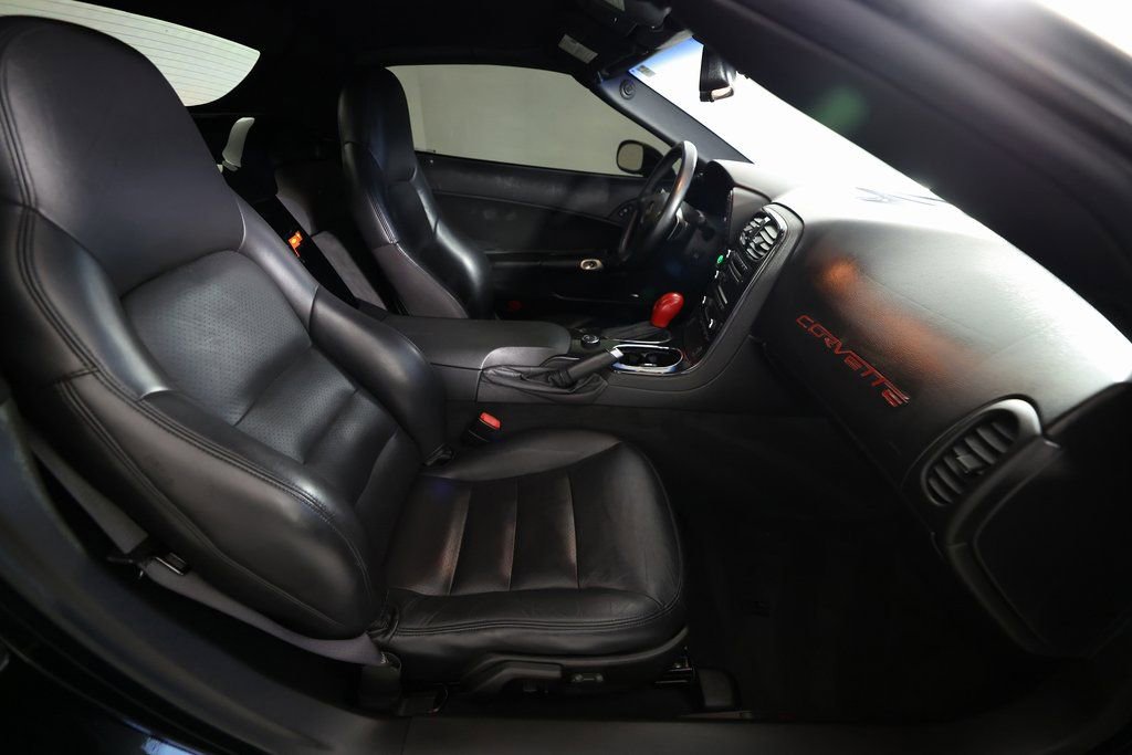 Used 2010 Chevrolet Corvette Convertible w/ Preferred Equipment Group image 10