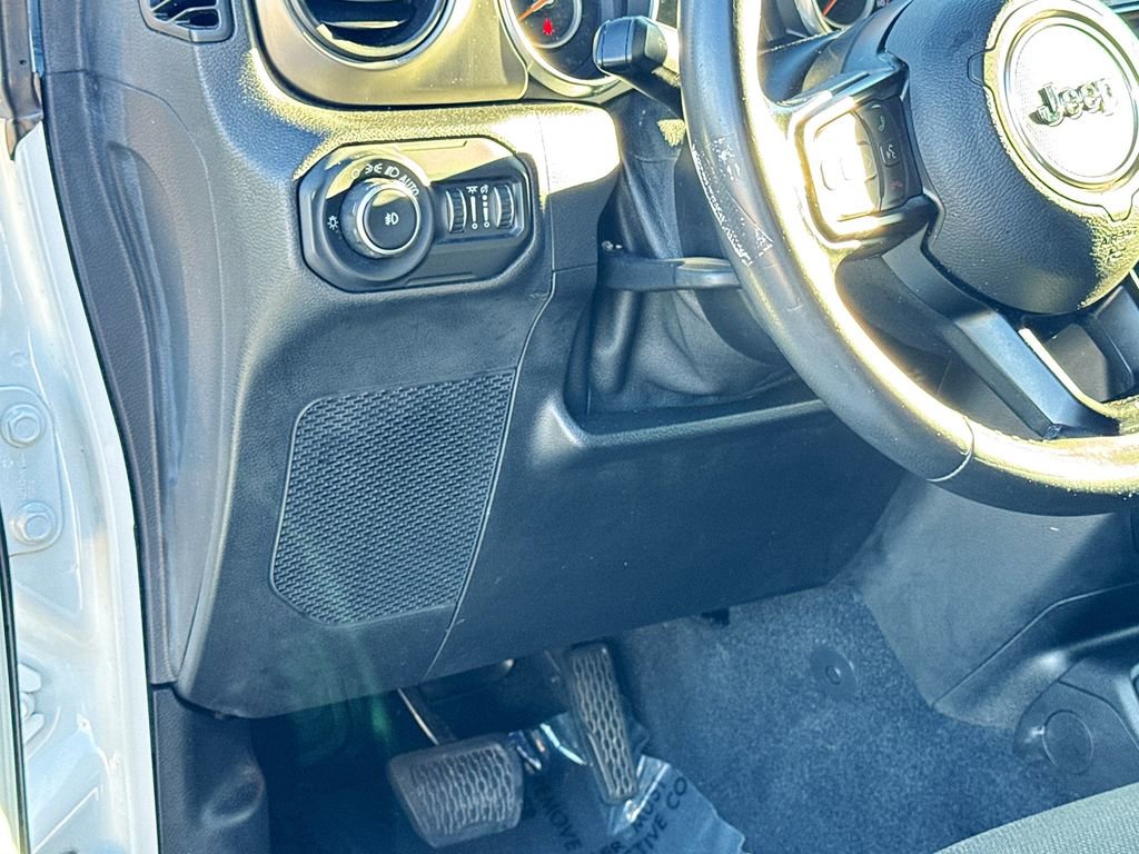 Used 2019 Jeep Wrangler Unlimited Sport S image 17