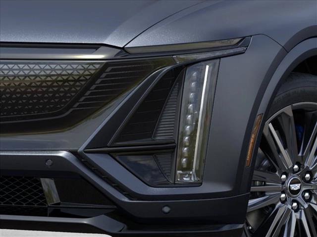 New 2027 Cadillac Lyriq V Premium AWD/4WD image 10