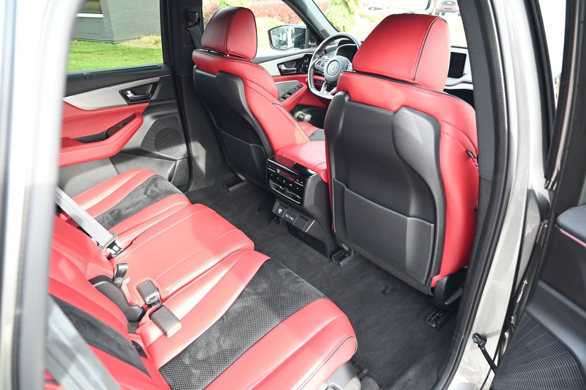 Used 2023 Acura MDX A-Spec image 46