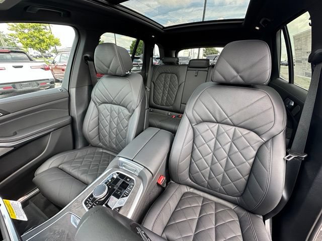 New 2026 BMW X5 xDrive50e w/ Climate Comfort Package AWD/4WD image 28