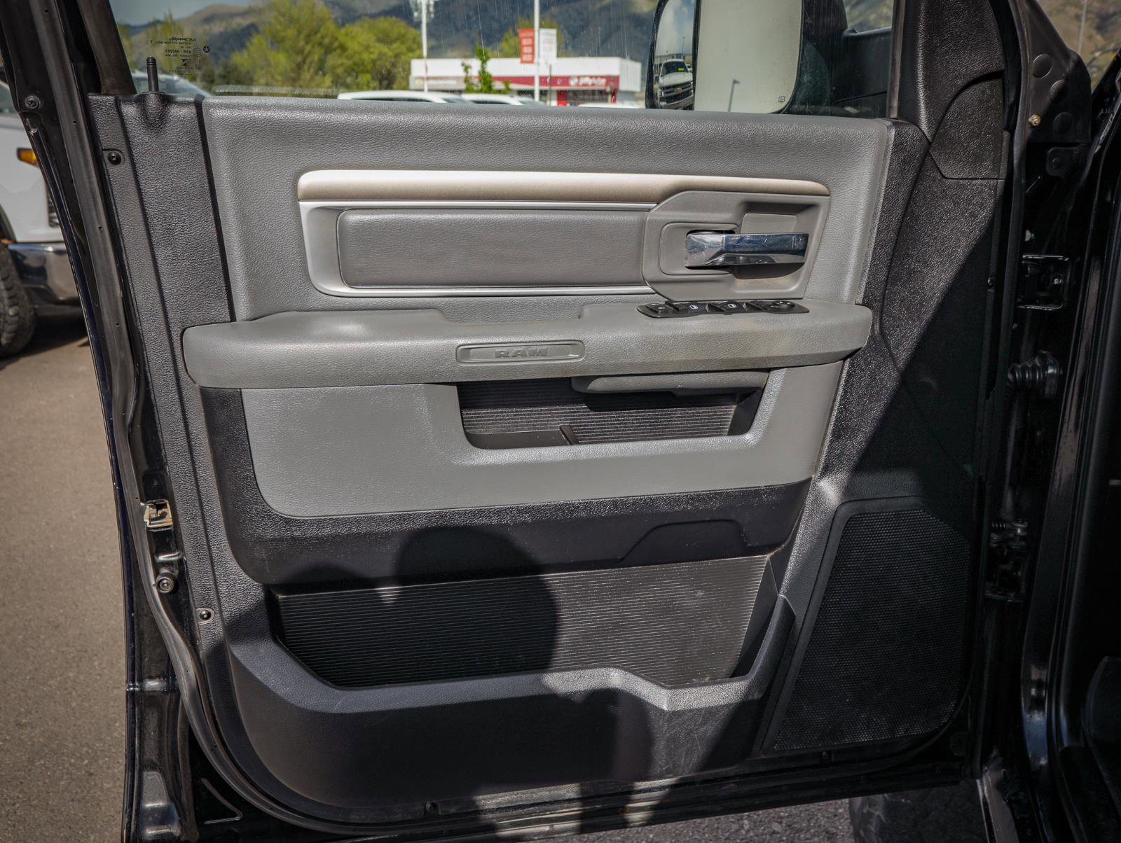 Used 2014 RAM 2500 Big Horn image 14