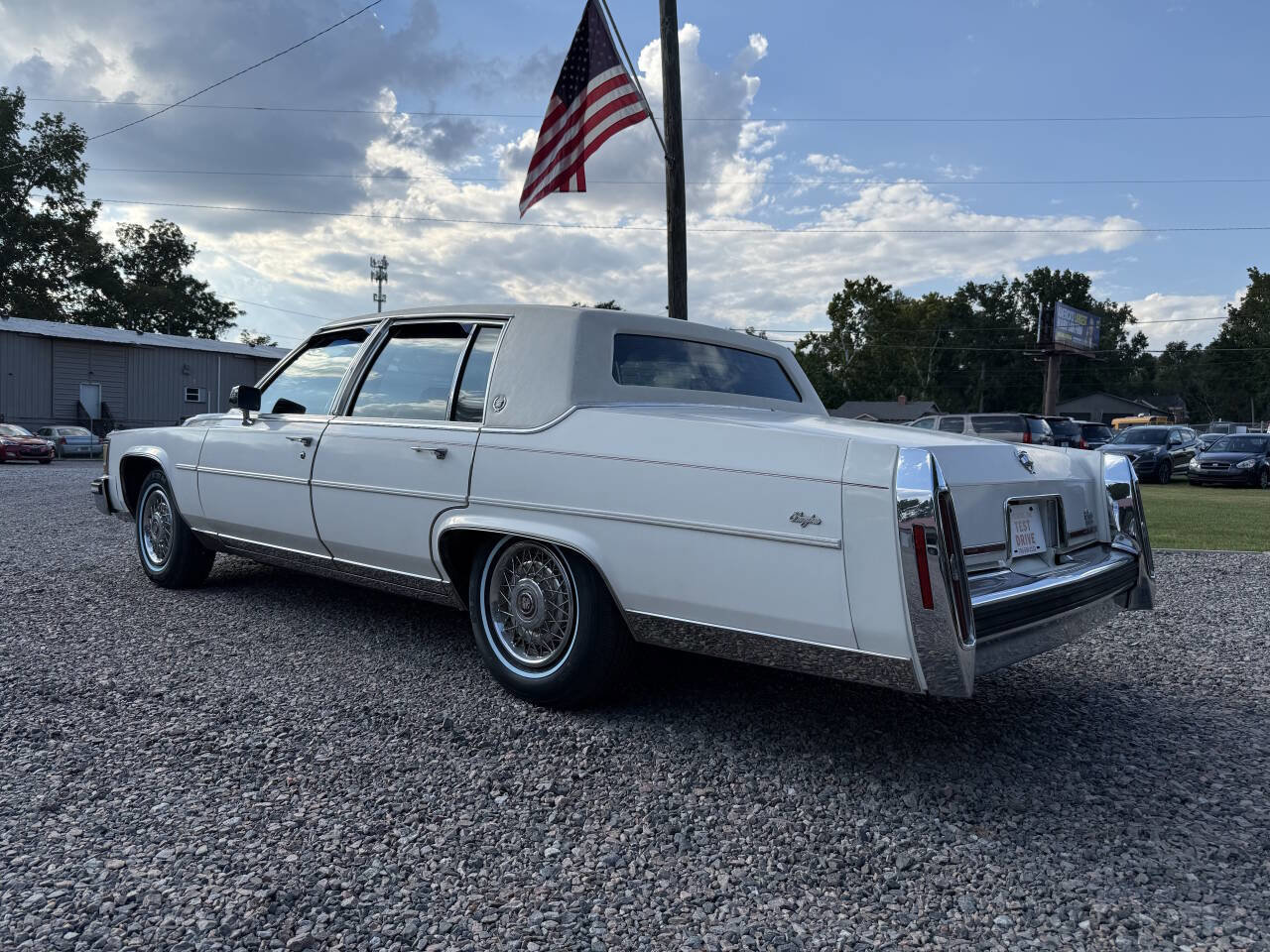 Used 1989 Cadillac Brougham image 8