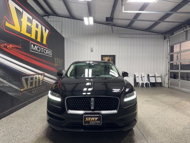 Used 2023 Lincoln Nautilus Reserve w/ Monochromatic Package image 33