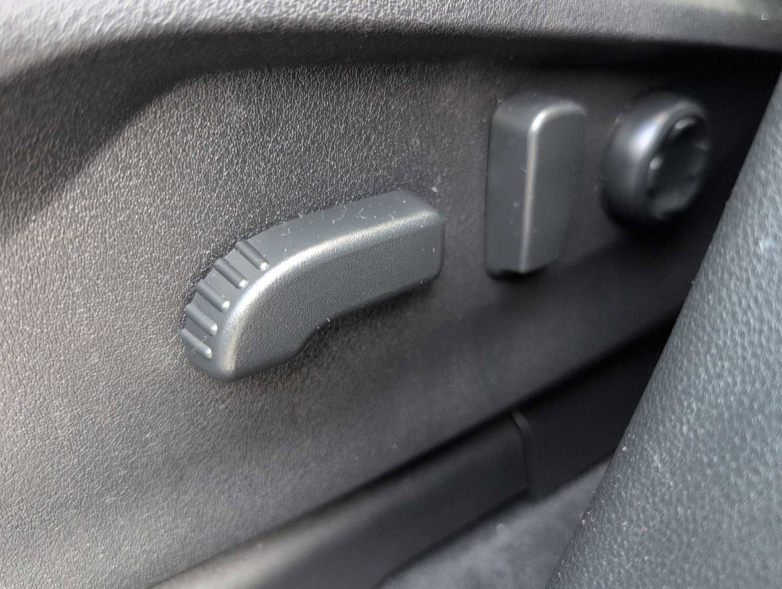 Used 2023 Subaru Ascent Touring AWD/4WD image 17