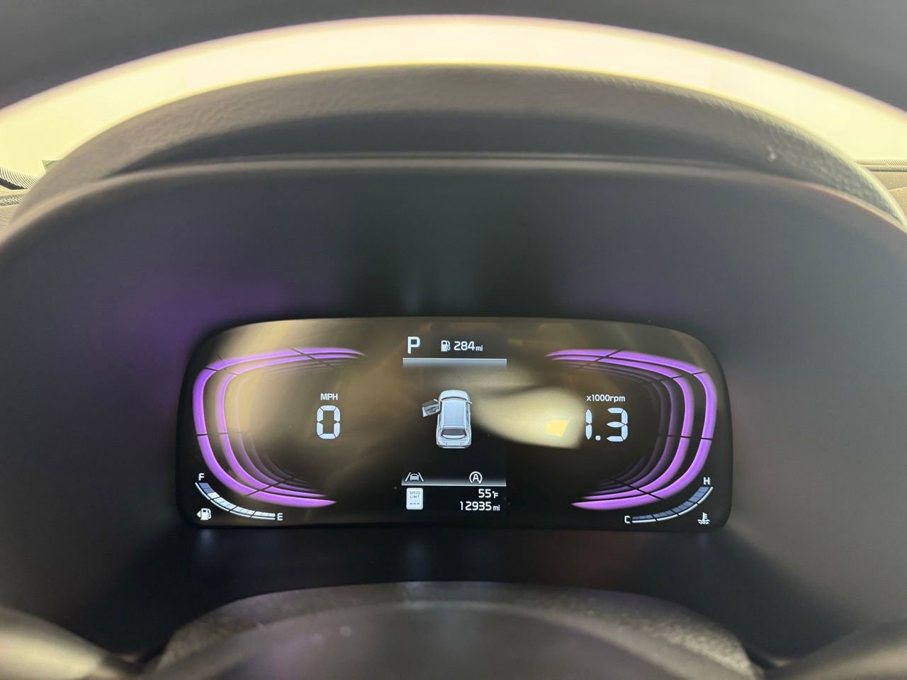 Used 2025 Kia Soul LX w/ LX Technology Package FWD image 26