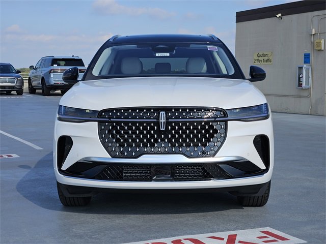 New 2026 Lincoln Nautilus Reserve image 2