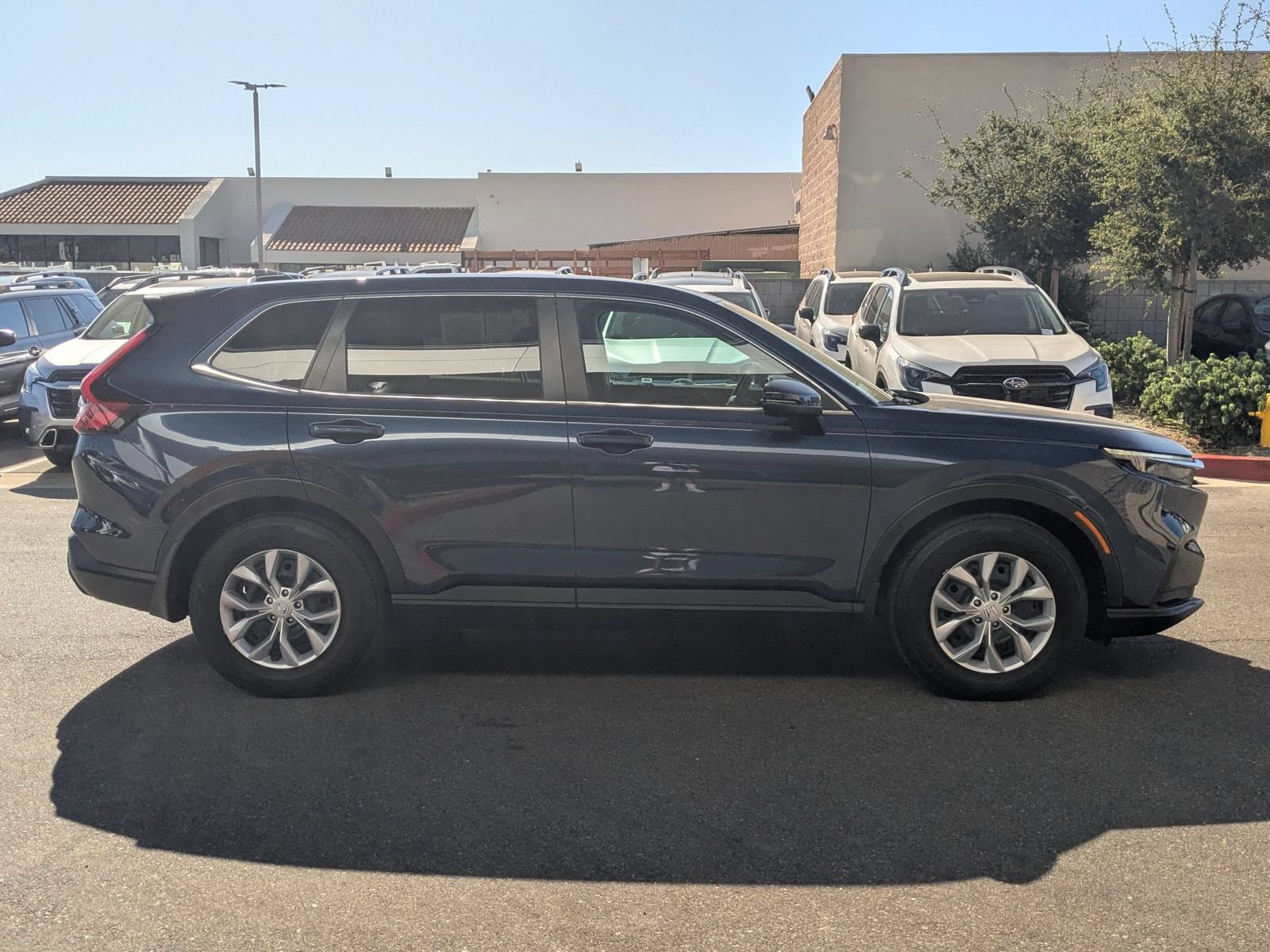 Used 2025 Honda CR-V LX image 6