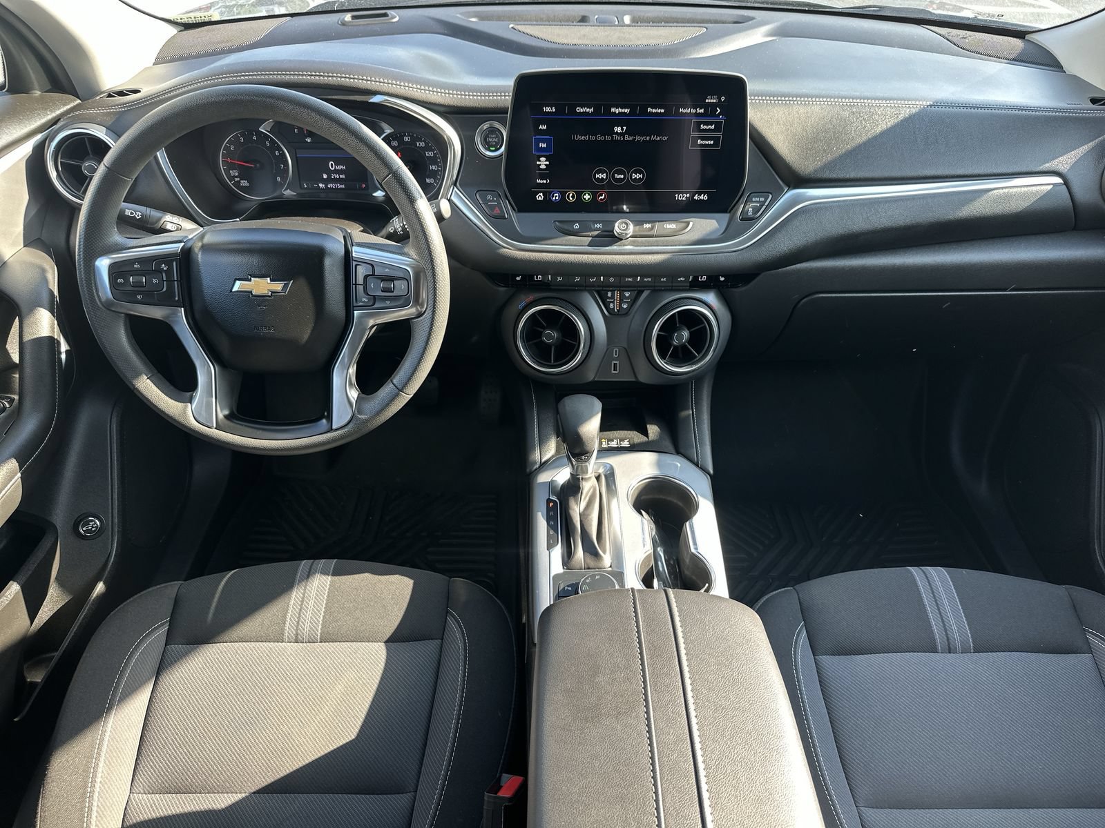 Used 2024 Chevrolet Blazer LT w/ Convenience Package FWD image 18