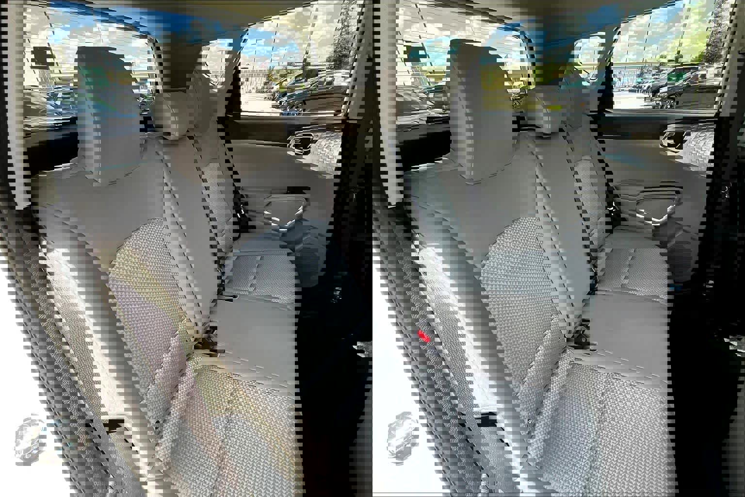 Certified 2025 Kia Soul LX w/ LX Technology Package image 19